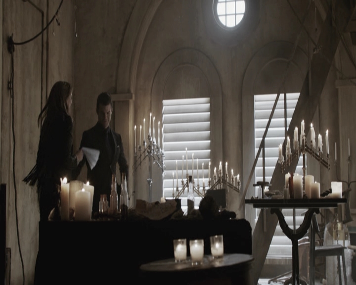 VampireDiariesWorld-dot-nl_TheOriginals-S3GagReel0214.jpg