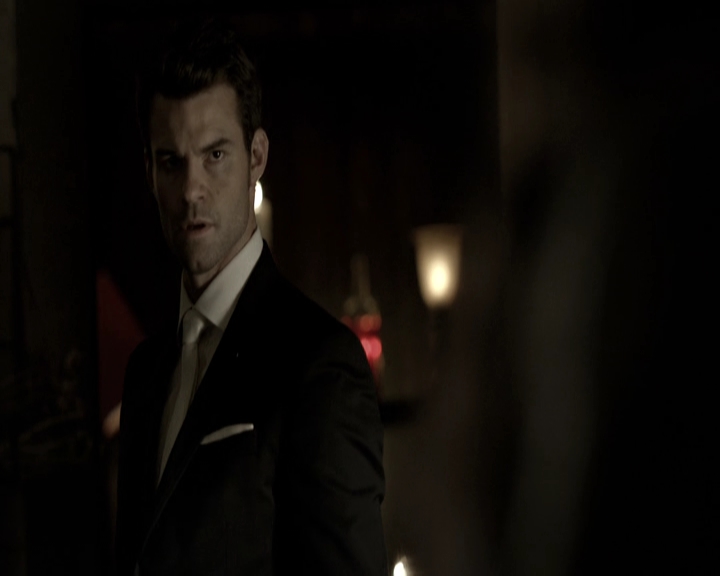 VampireDiariesWorld-dot-nl_TheOriginals-S3TheOriginalsAlwaysAndForever0005.jpg