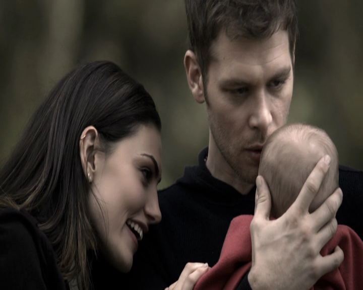 VampireDiariesWorld-dot-nl_TheOriginals-S3TheOriginalsAlwaysAndForever0595.jpg