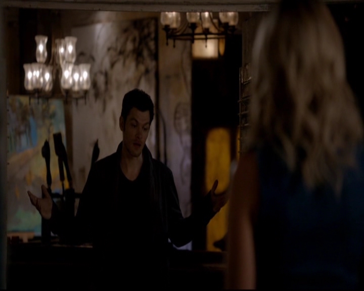 VampireDiariesWorld-dot-nl_TheOriginals_3x01ForTheMillemnium0303.jpg