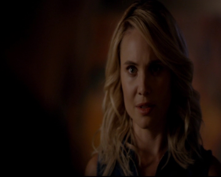 VampireDiariesWorld-dot-nl_TheOriginals_3x01ForTheMillemnium0315.jpg