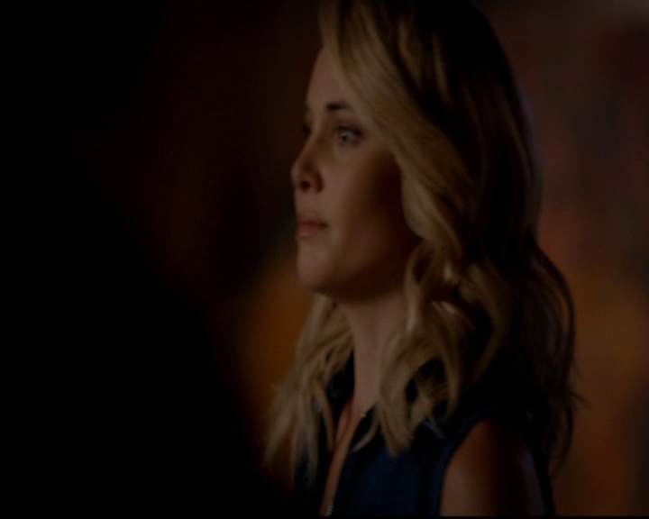 VampireDiariesWorld-dot-nl_TheOriginals_3x01ForTheMillemnium0317.jpg