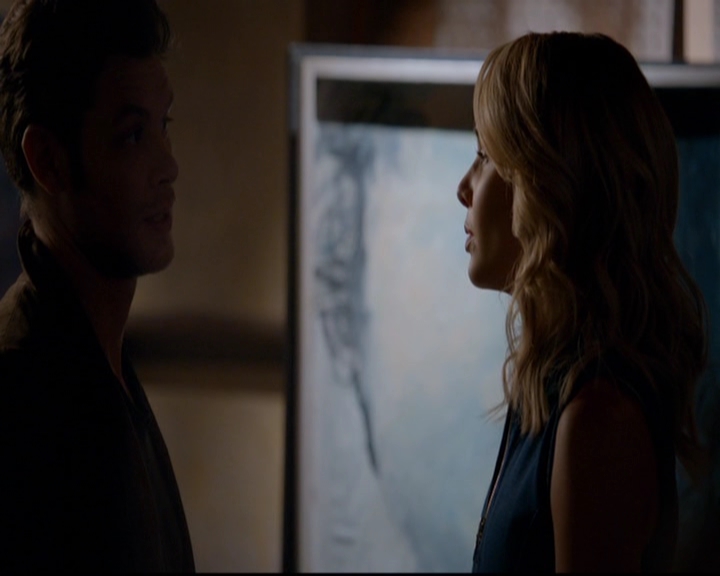 VampireDiariesWorld-dot-nl_TheOriginals_3x01ForTheMillemnium0376.jpg