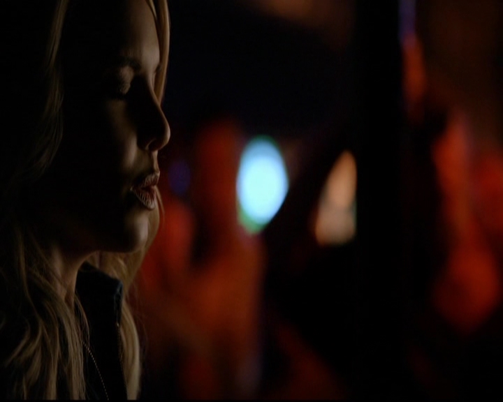 VampireDiariesWorld-dot-nl_TheOriginals_3x01ForTheMillemnium0417.jpg