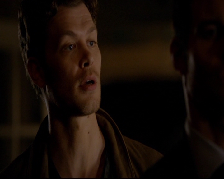 VampireDiariesWorld-dot-nl_TheOriginals_3x01ForTheMillemnium0481.jpg