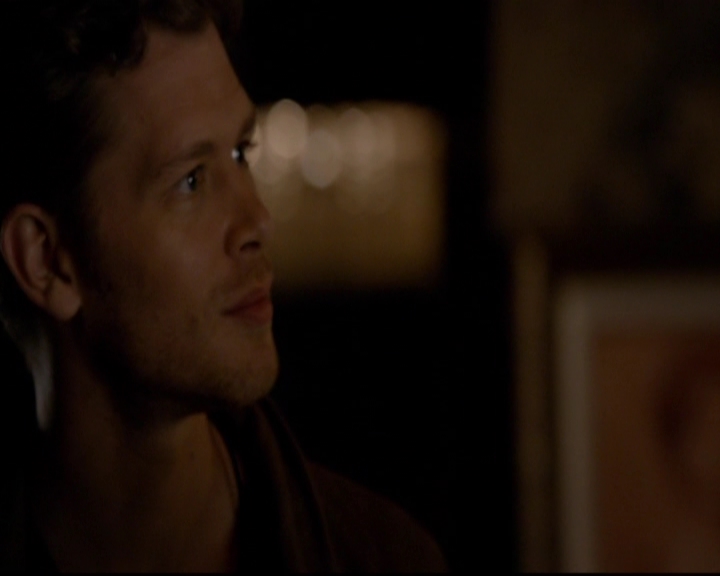 VampireDiariesWorld-dot-nl_TheOriginals_3x01ForTheMillemnium0483.jpg