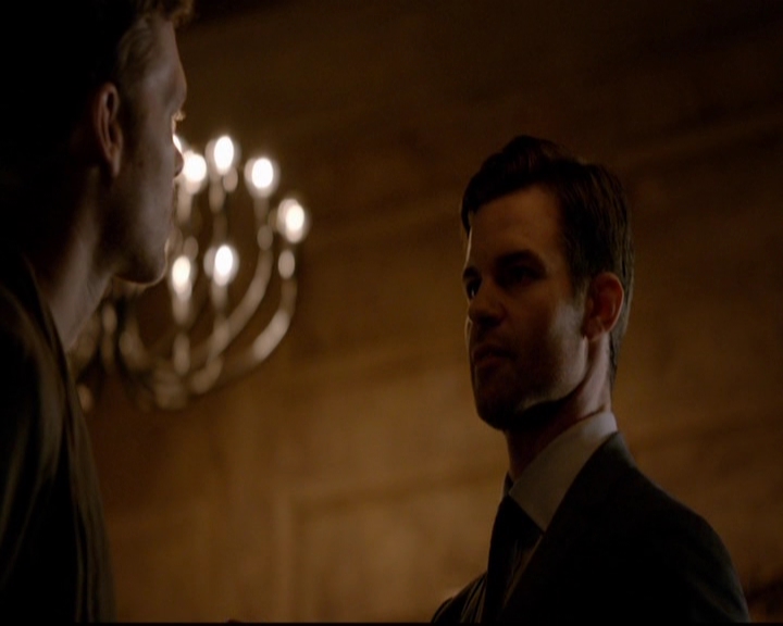 VampireDiariesWorld-dot-nl_TheOriginals_3x01ForTheMillemnium0485.jpg