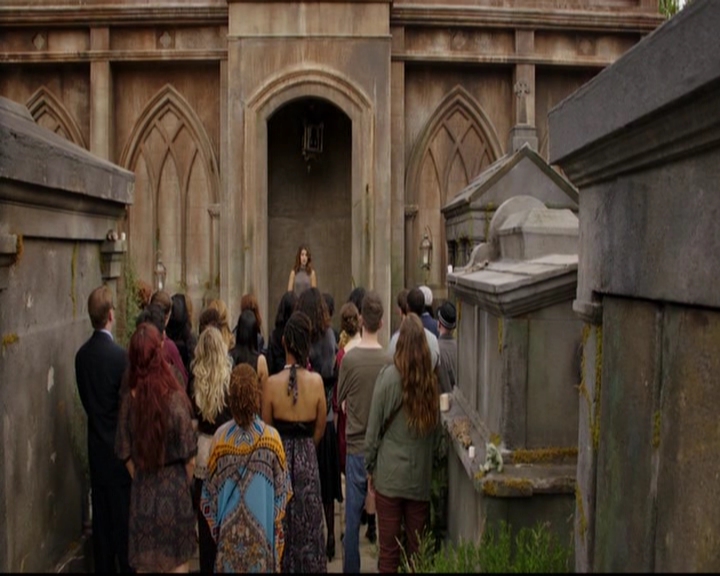 VampireDiariesWorld-dot-nl_TheOriginals_3x01ForTheMillemnium0735.jpg