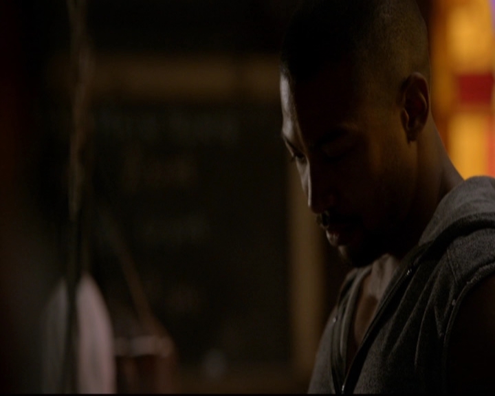 VampireDiariesWorld-dot-nl_TheOriginals_3x01ForTheMillemnium0786.jpg