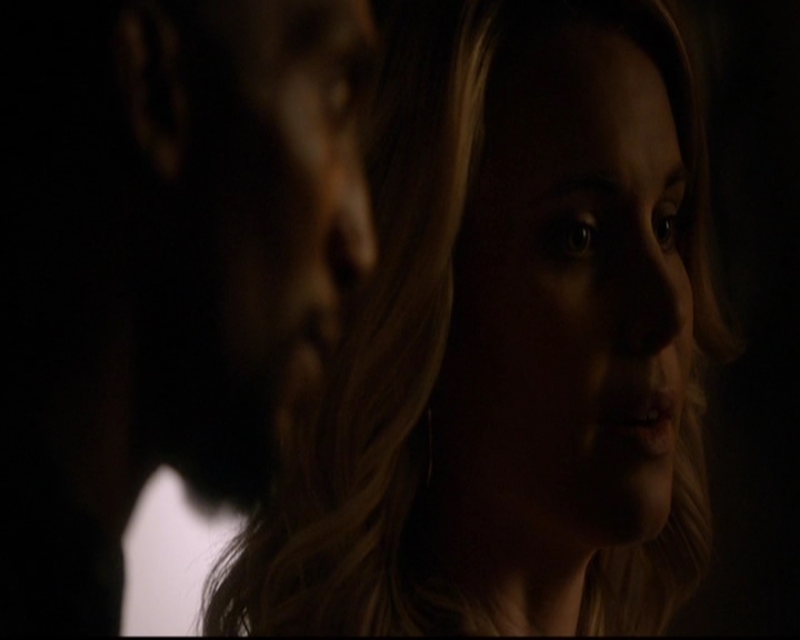 VampireDiariesWorld-dot-nl_TheOriginals_3x01ForTheMillemnium0794.jpg