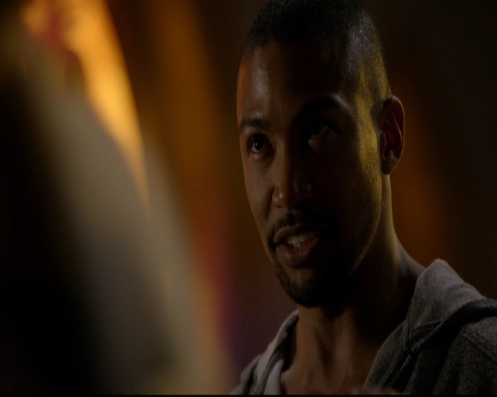 VampireDiariesWorld-dot-nl_TheOriginals_3x01ForTheMillemnium0805.jpg