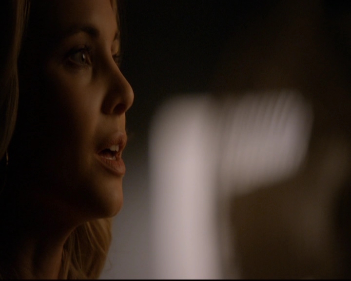 VampireDiariesWorld-dot-nl_TheOriginals_3x01ForTheMillemnium0810.jpg