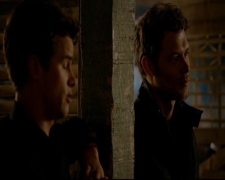 VampireDiariesWorld-dot-nl_TheOriginals_3x01ForTheMillemnium0875.jpg