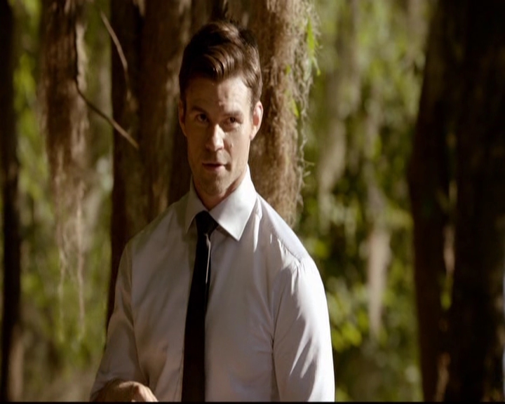 VampireDiariesWorld-dot-nl_TheOriginals_3x01ForTheMillemnium0918.jpg