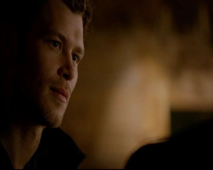 VampireDiariesWorld-dot-nl_TheOriginals_3x01ForTheMillemnium1218.jpg