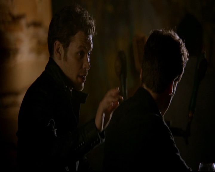 VampireDiariesWorld-dot-nl_TheOriginals_3x01ForTheMillemnium1224.jpg