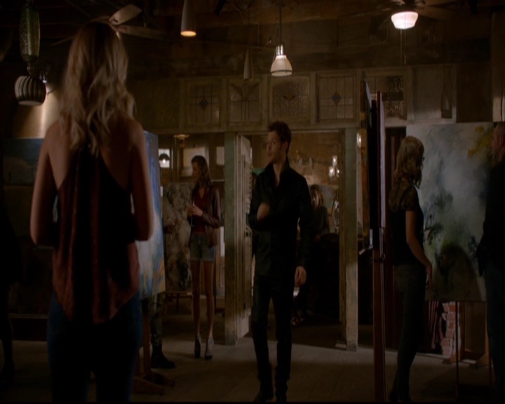 VampireDiariesWorld-dot-nl_TheOriginals_3x01ForTheMillemnium1235.jpg