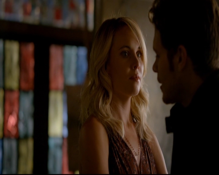 VampireDiariesWorld-dot-nl_TheOriginals_3x01ForTheMillemnium1255.jpg