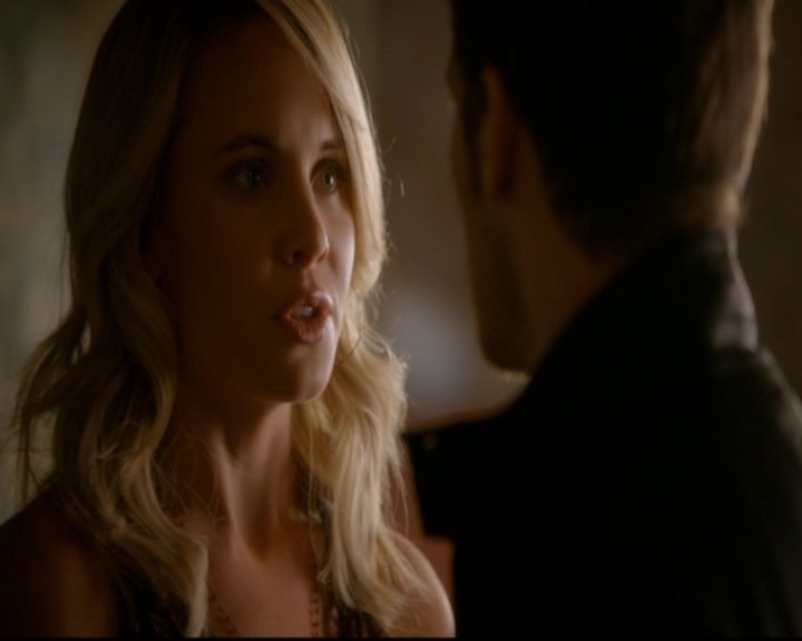 VampireDiariesWorld-dot-nl_TheOriginals_3x01ForTheMillemnium1261.jpg