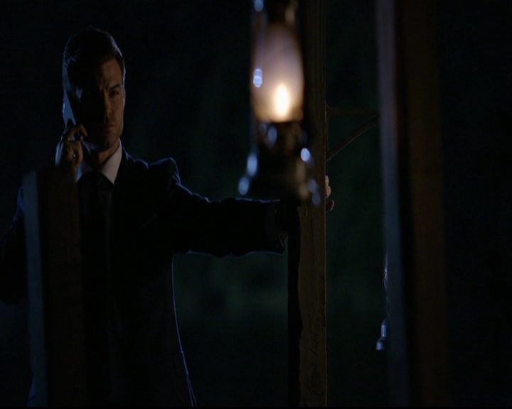 VampireDiariesWorld-dot-nl_TheOriginals_3x01ForTheMillemnium1298.jpg