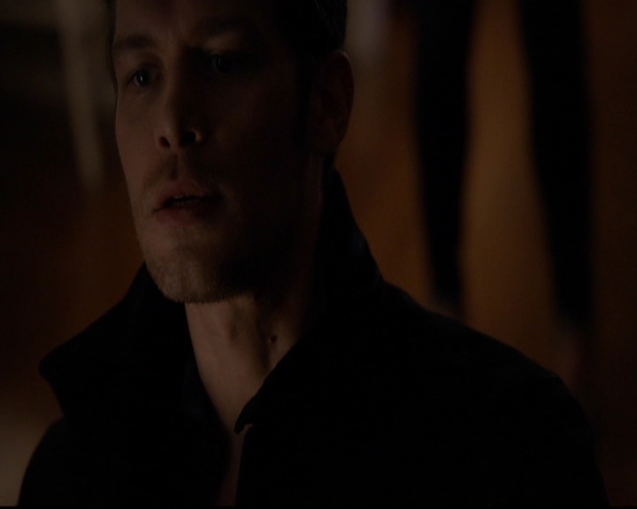 VampireDiariesWorld-dot-nl_TheOriginals_3x01ForTheMillemnium2166.jpg