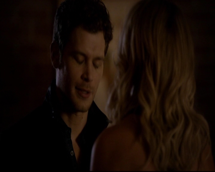 VampireDiariesWorld-dot-nl_TheOriginals_3x01ForTheMillemnium2189.jpg