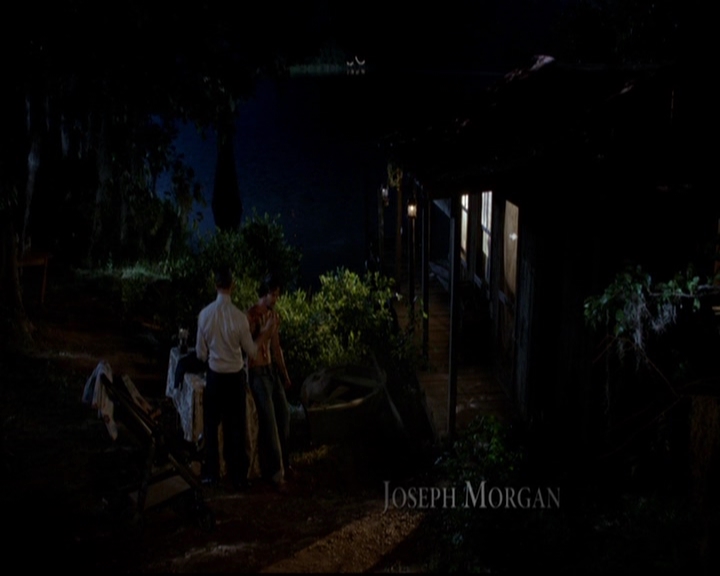 VampireDiariesWorld-dot-nl_TheOriginals_3x02YouHungTheMoon0121.jpg