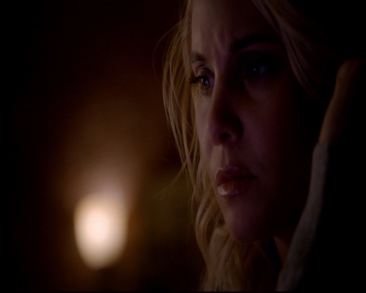 VampireDiariesWorld-dot-nl_TheOriginals_3x02YouHungTheMoon0298.jpg