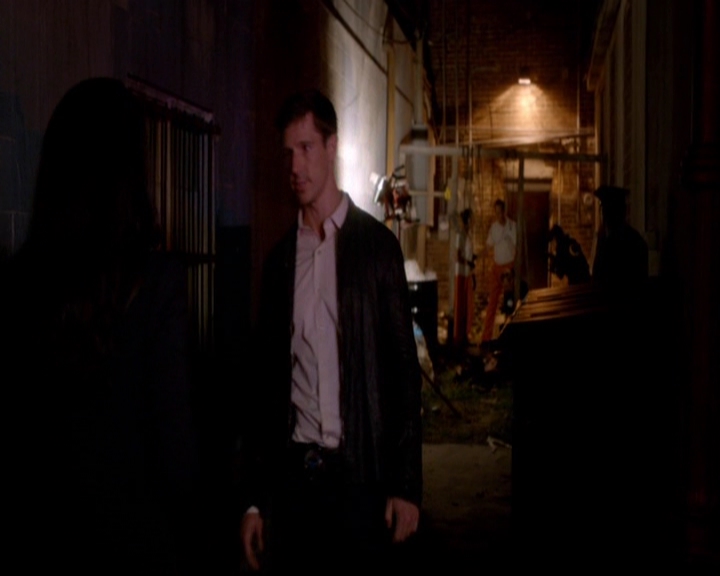 VampireDiariesWorld-dot-nl_TheOriginals_3x02YouHungTheMoon0316.jpg