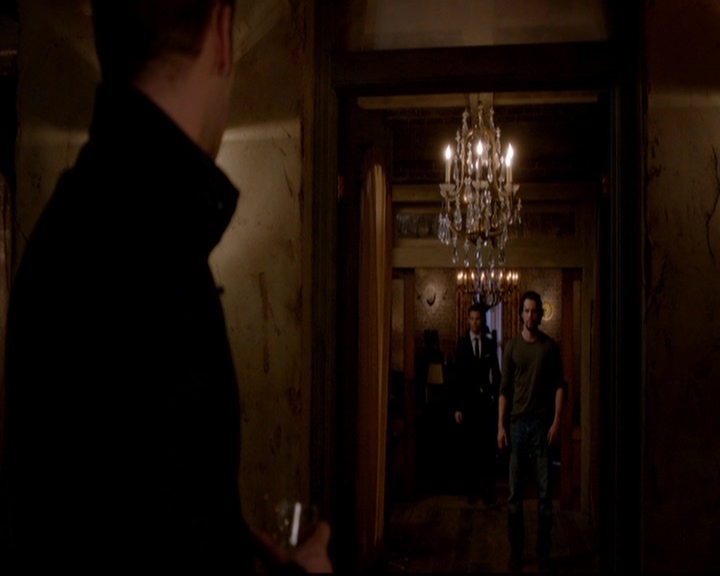 VampireDiariesWorld-dot-nl_TheOriginals_3x02YouHungTheMoon0349.jpg