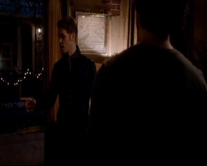 VampireDiariesWorld-dot-nl_TheOriginals_3x02YouHungTheMoon0398.jpg