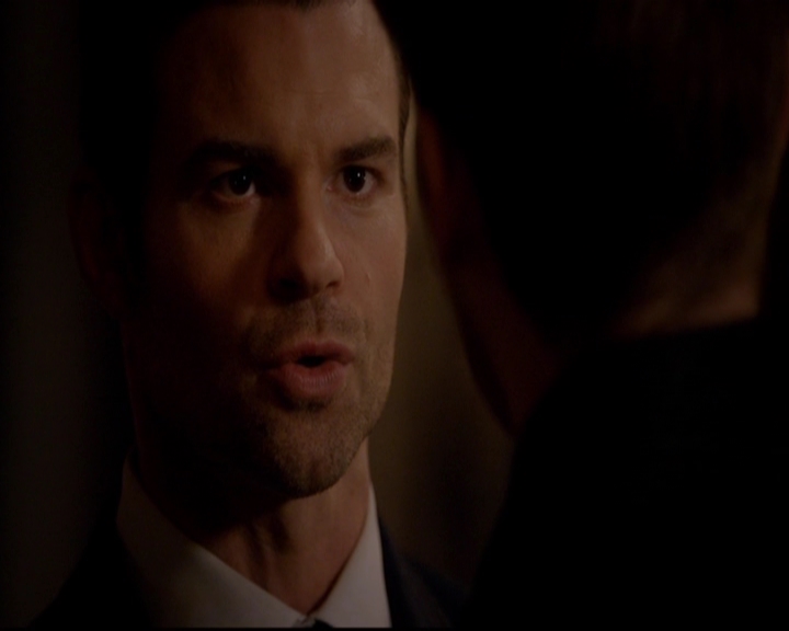 VampireDiariesWorld-dot-nl_TheOriginals_3x02YouHungTheMoon0428.jpg