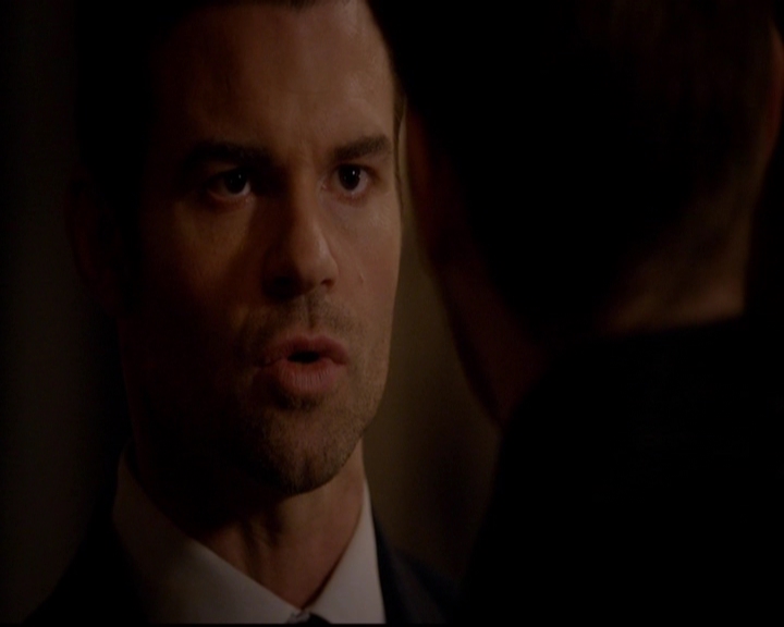 VampireDiariesWorld-dot-nl_TheOriginals_3x02YouHungTheMoon0430.jpg