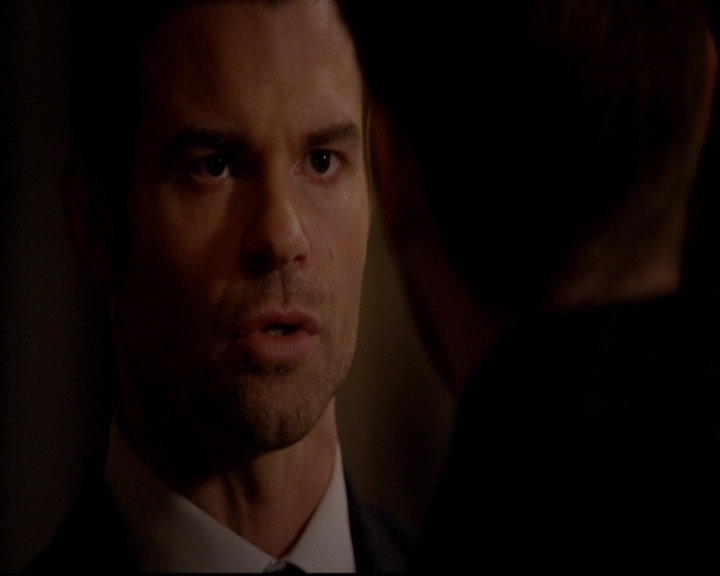 VampireDiariesWorld-dot-nl_TheOriginals_3x02YouHungTheMoon0431.jpg