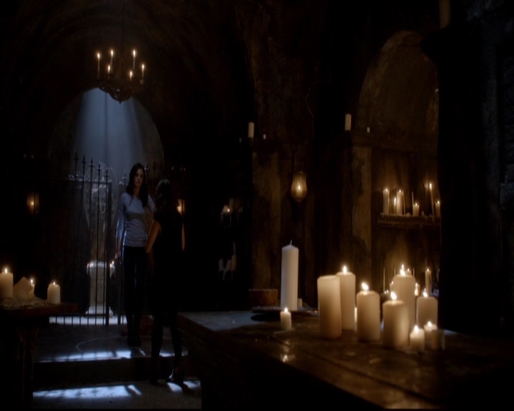 VampireDiariesWorld-dot-nl_TheOriginals_3x02YouHungTheMoon0447.jpg