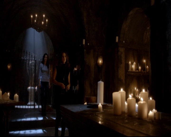 VampireDiariesWorld-dot-nl_TheOriginals_3x02YouHungTheMoon0449.jpg