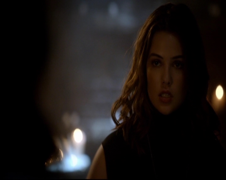 VampireDiariesWorld-dot-nl_TheOriginals_3x02YouHungTheMoon0470.jpg