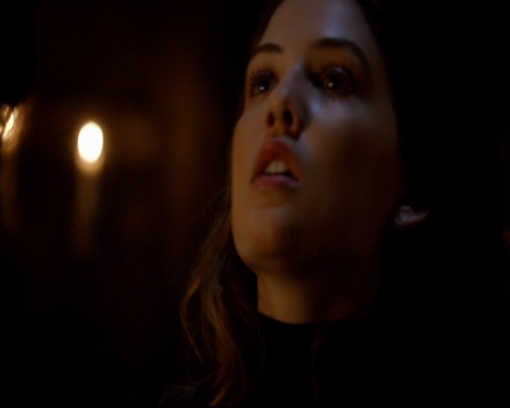 VampireDiariesWorld-dot-nl_TheOriginals_3x02YouHungTheMoon0492.jpg