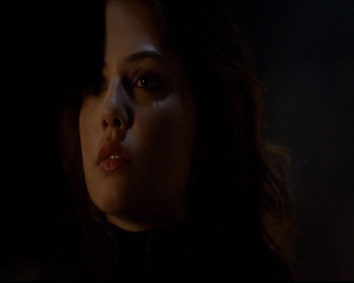 VampireDiariesWorld-dot-nl_TheOriginals_3x02YouHungTheMoon0495.jpg