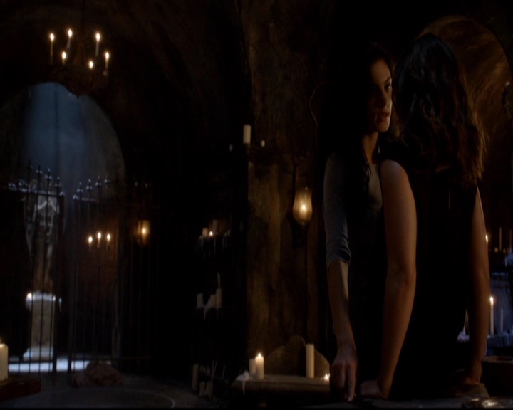 VampireDiariesWorld-dot-nl_TheOriginals_3x02YouHungTheMoon0496.jpg