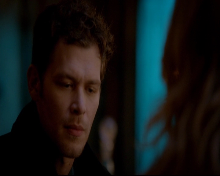 VampireDiariesWorld-dot-nl_TheOriginals_3x02YouHungTheMoon0538.jpg