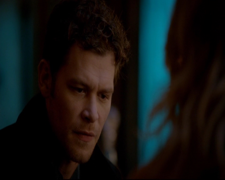 VampireDiariesWorld-dot-nl_TheOriginals_3x02YouHungTheMoon0539.jpg