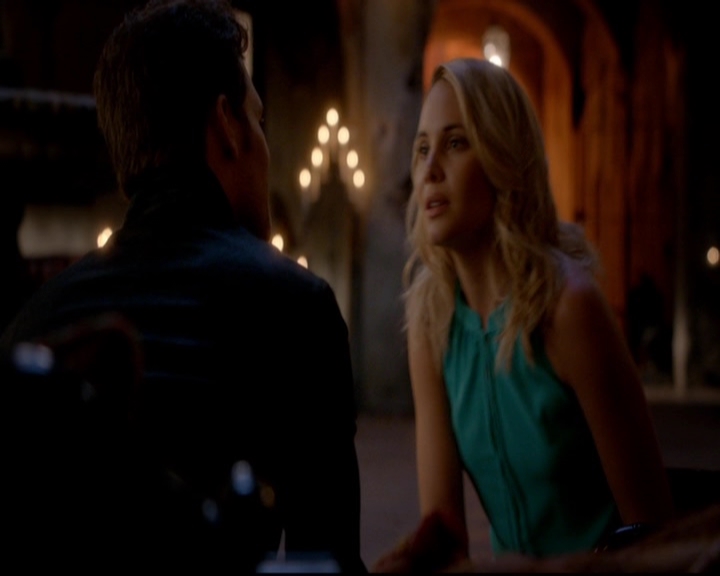 VampireDiariesWorld-dot-nl_TheOriginals_3x02YouHungTheMoon0554.jpg