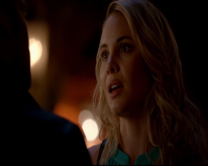 VampireDiariesWorld-dot-nl_TheOriginals_3x02YouHungTheMoon0561.jpg