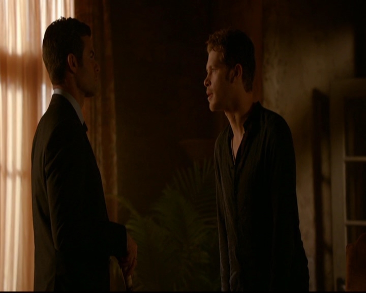 VampireDiariesWorld-dot-nl_TheOriginals_3x03IllSeeYouInHellOrNewOrleans0224.jpg