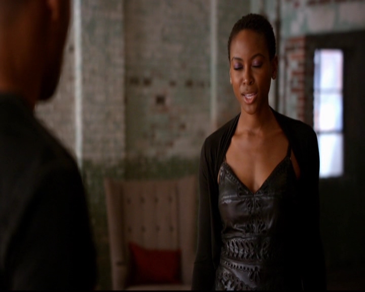 VampireDiariesWorld-dot-nl_TheOriginals_3x03IllSeeYouInHellOrNewOrleans0416.jpg