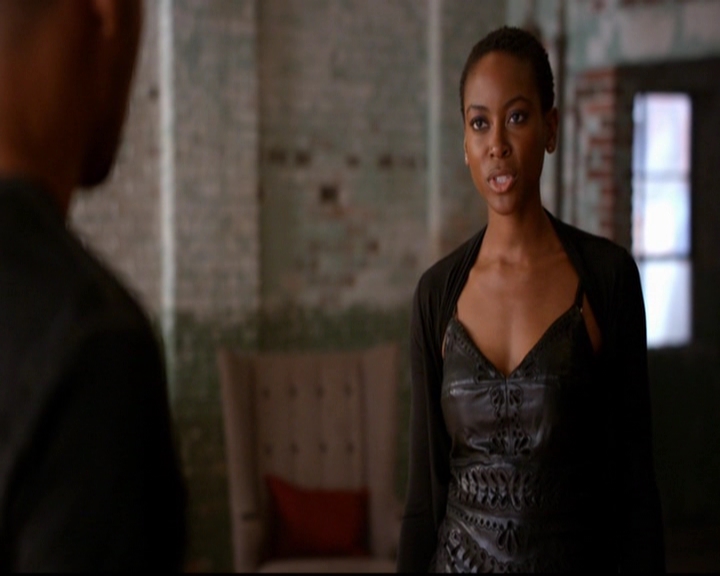 VampireDiariesWorld-dot-nl_TheOriginals_3x03IllSeeYouInHellOrNewOrleans0418.jpg