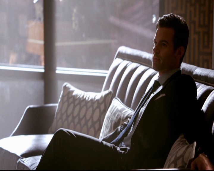 VampireDiariesWorld-dot-nl_TheOriginals_3x03IllSeeYouInHellOrNewOrleans0455.jpg