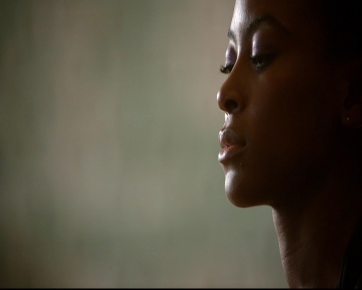 VampireDiariesWorld-dot-nl_TheOriginals_3x03IllSeeYouInHellOrNewOrleans0920.jpg