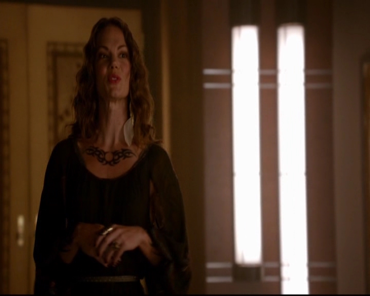 VampireDiariesWorld-dot-nl_TheOriginals_3x03IllSeeYouInHellOrNewOrleans0950.jpg